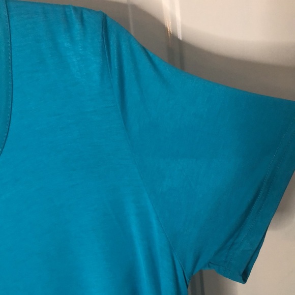 [SOLD] Larace swing tunic size large - Picture 3 of 5
